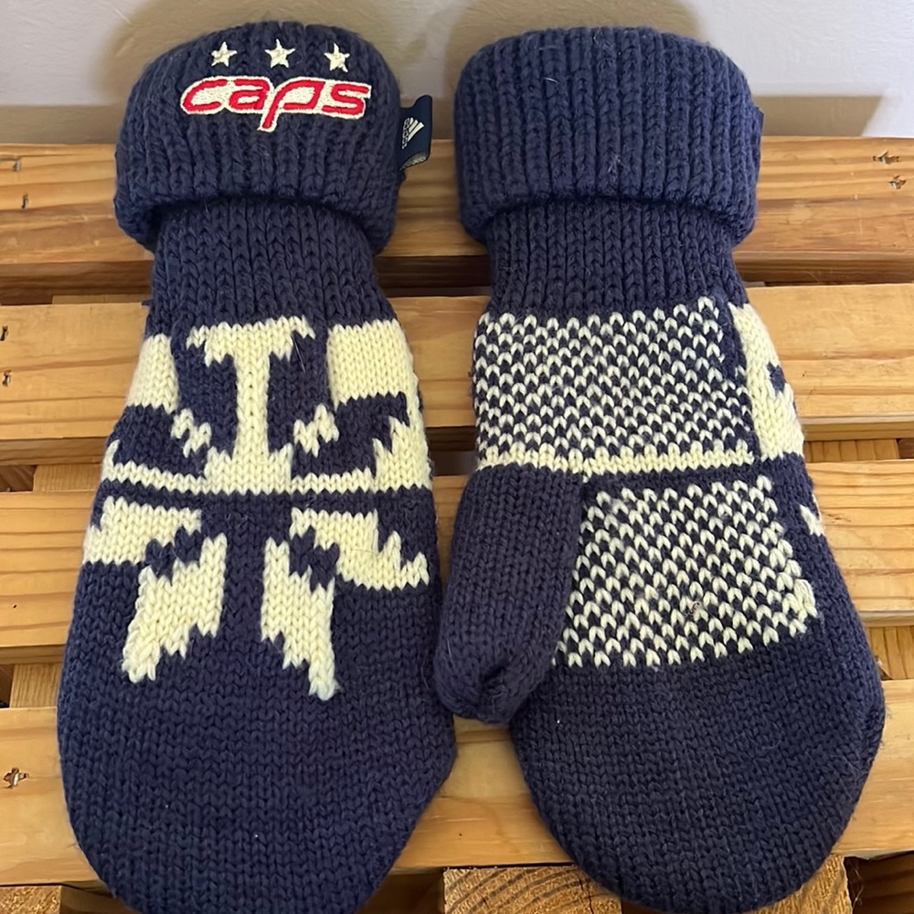 Washing Capitals NHL Adidas Mittens